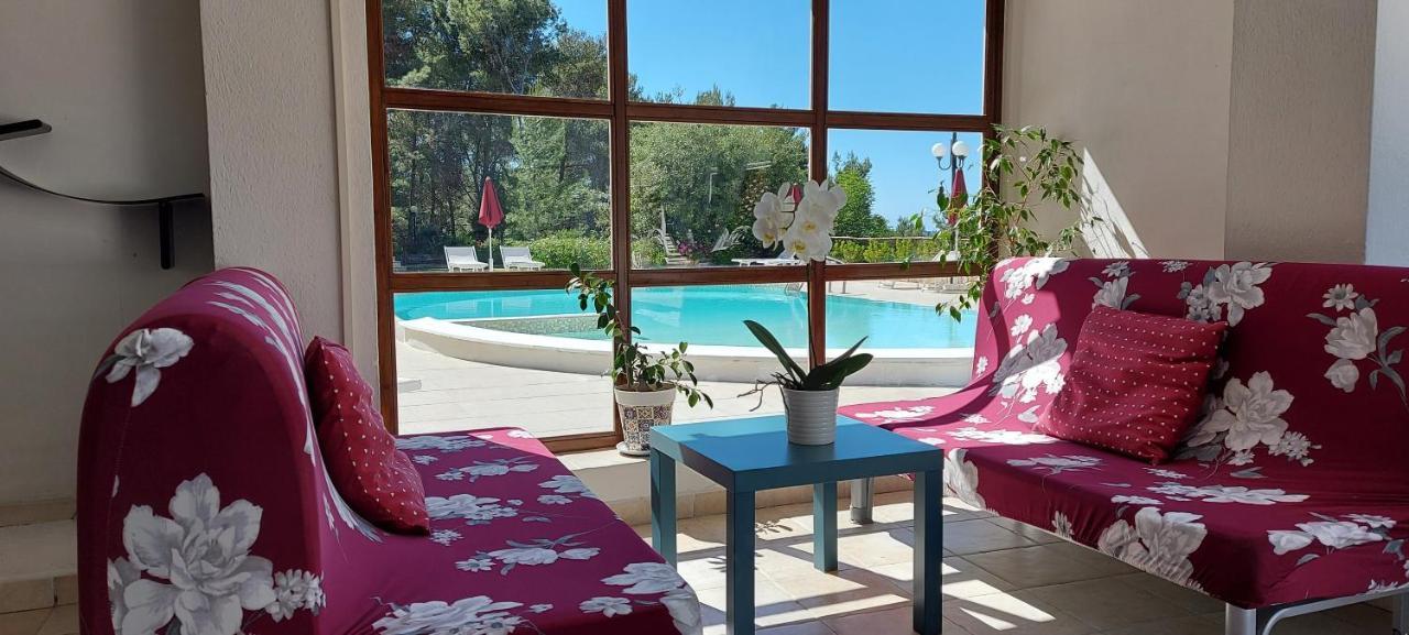 פסקיצ'י La Locanda Della Castellana Adults Only מראה חיצוני תמונה