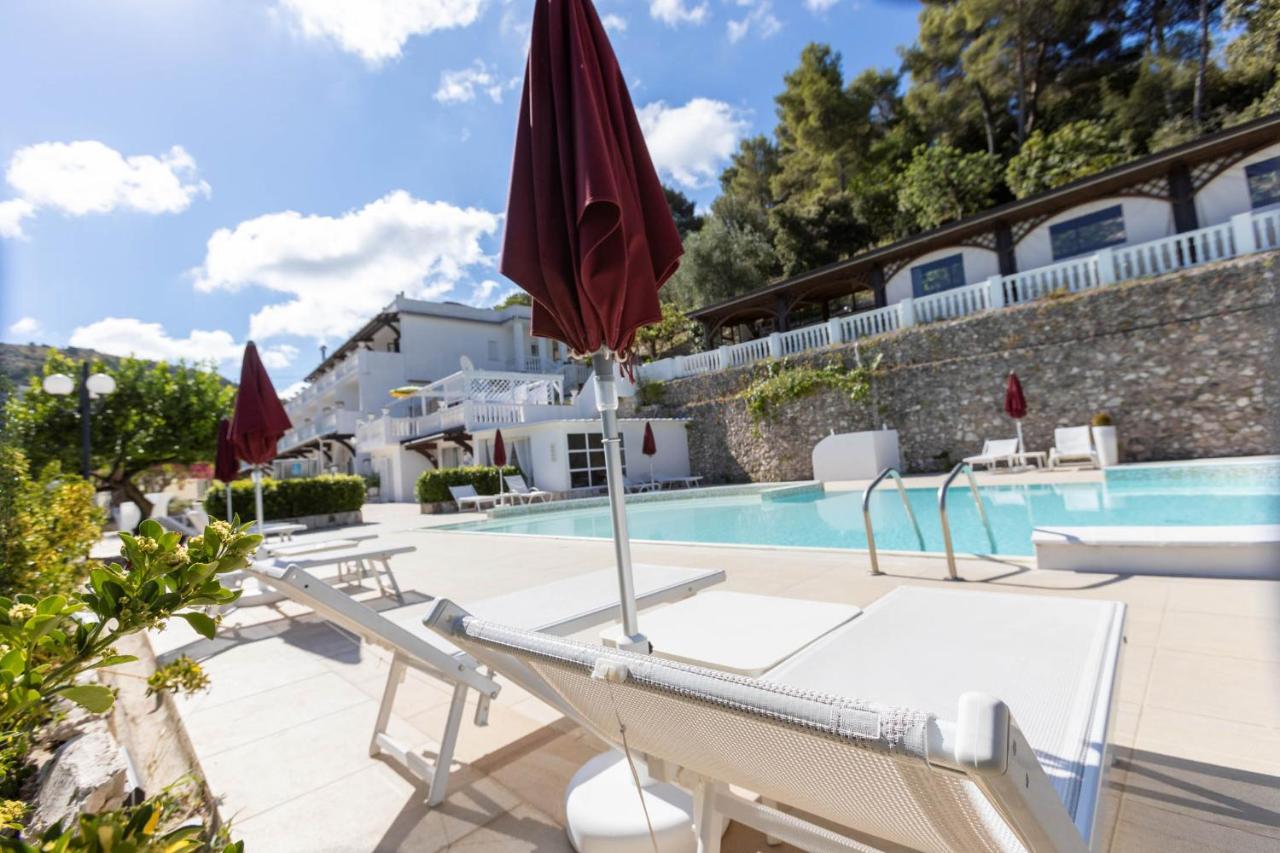 פסקיצ'י La Locanda Della Castellana Adults Only מראה חיצוני תמונה