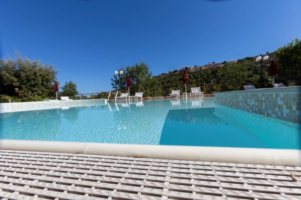 פסקיצ'י La Locanda Della Castellana Adults Only מראה חיצוני תמונה