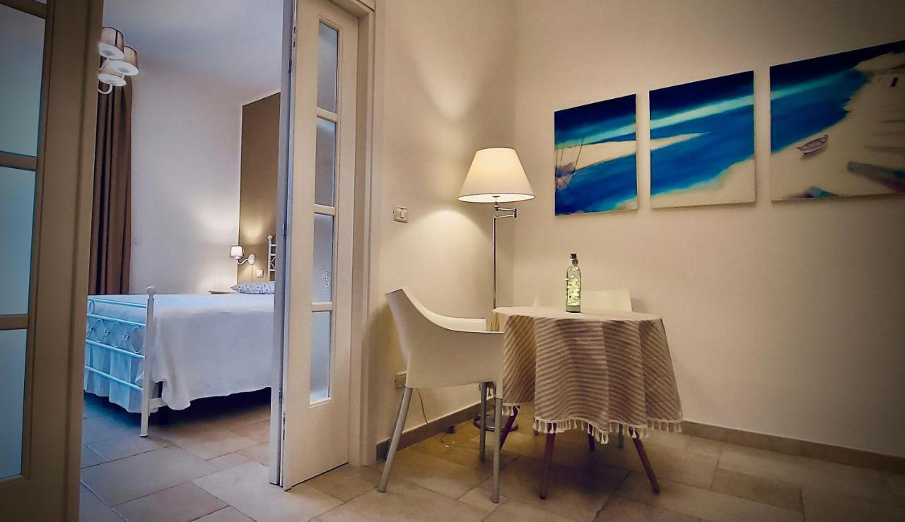 פסקיצ'י La Locanda Della Castellana Adults Only מראה חיצוני תמונה