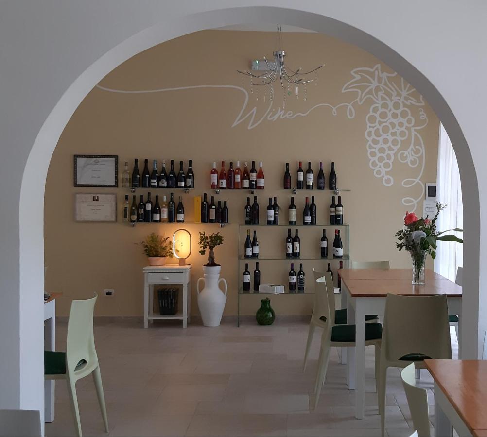 פסקיצ'י La Locanda Della Castellana Adults Only מראה חיצוני תמונה